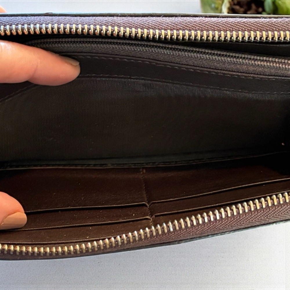 Gucci Guccissima Metallic Brown Embossed Zip Long Wallet - Picture 10 of 11